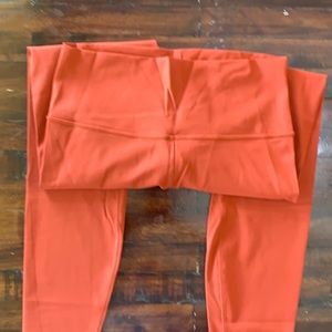Lululemon leggings